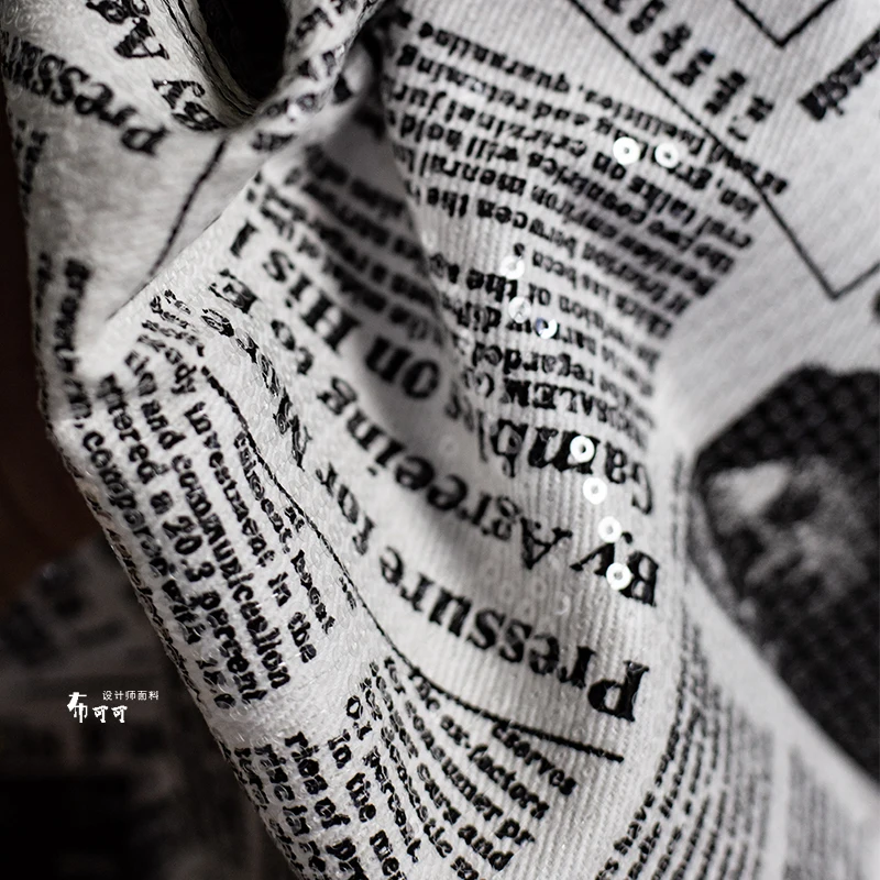 English Graffiti Newspaper Den - đánh giá và giá Sewing Tweed Fabric